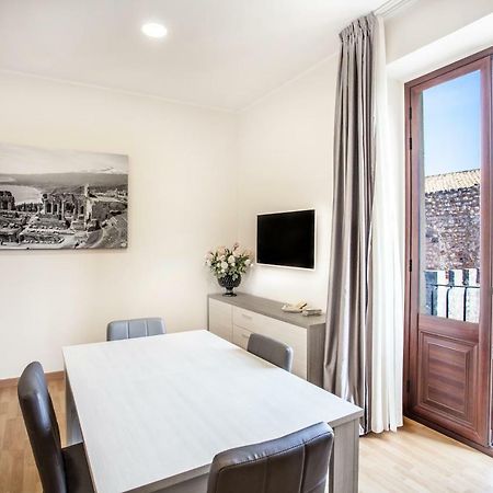 דירות טאורמינה Casa Orchidea Azzurra מראה חיצוני תמונה