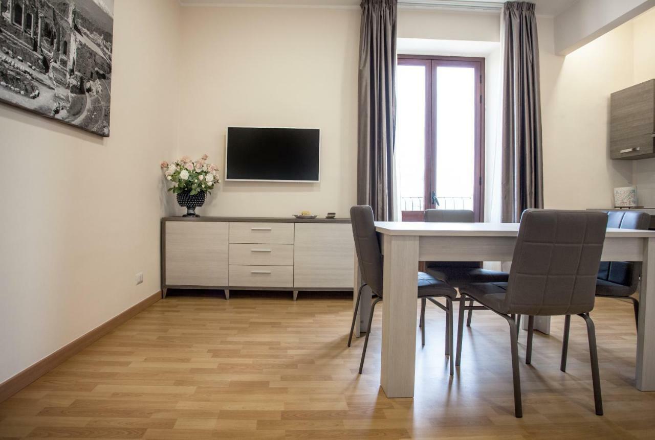 דירות טאורמינה Casa Orchidea Azzurra מראה חיצוני תמונה