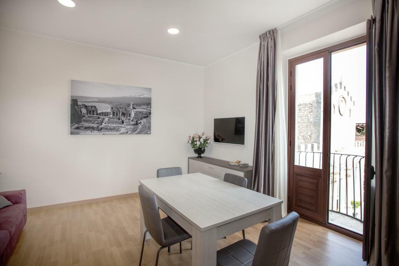 דירות טאורמינה Casa Orchidea Azzurra מראה חיצוני תמונה