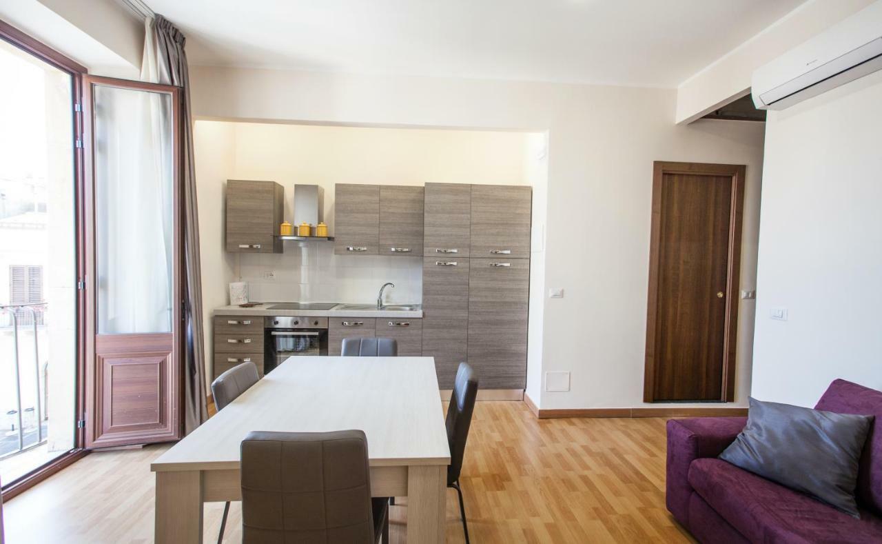 דירות טאורמינה Casa Orchidea Azzurra מראה חיצוני תמונה